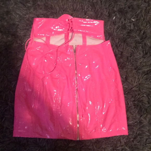 Pink corset leather skirt - Picture 2 of 2